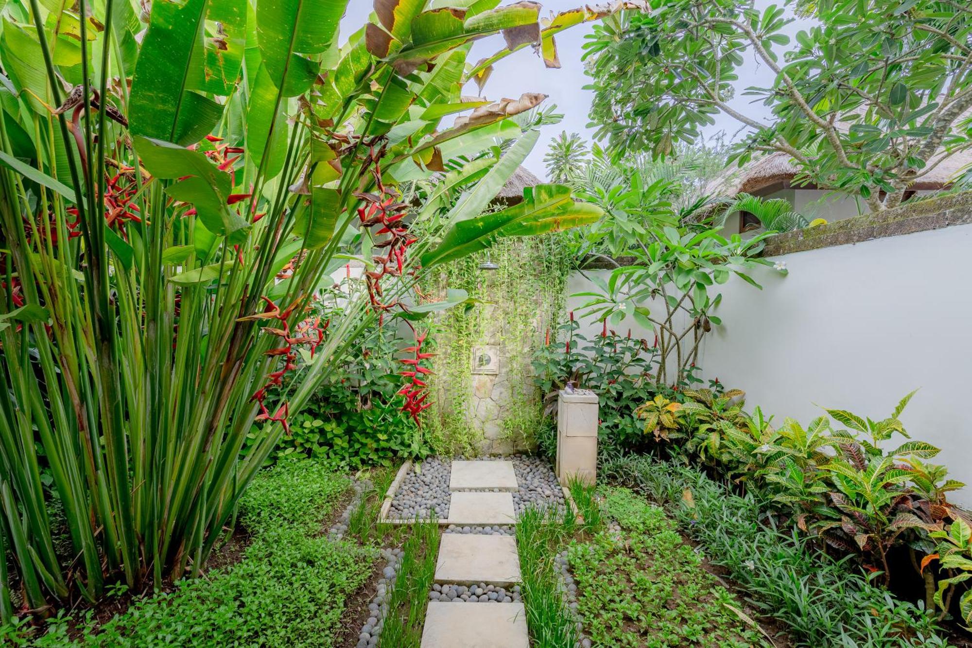 Villa Dorado - Steps From Jimbaran Beach Buitenkant foto