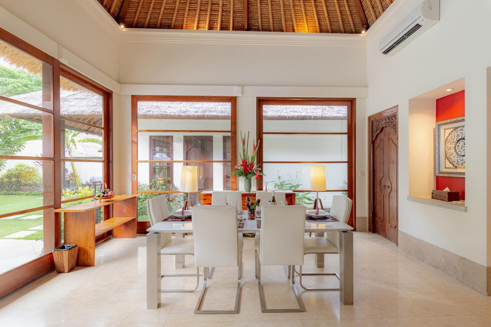 Villa Dorado - Steps From Jimbaran Beach Buitenkant foto