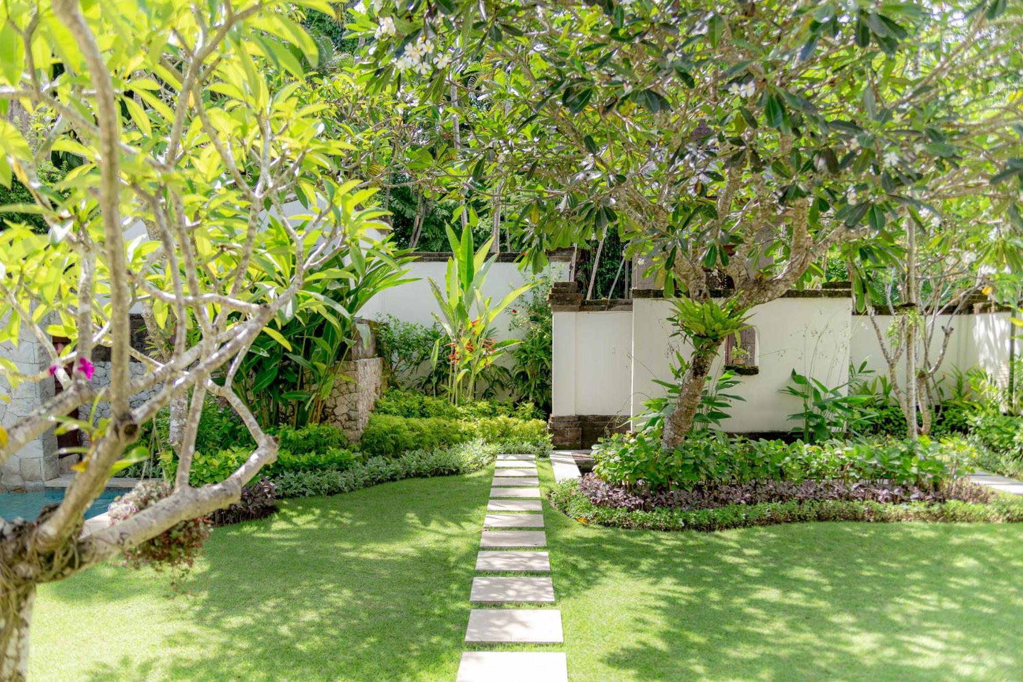 Villa Dorado - Steps From Jimbaran Beach Buitenkant foto